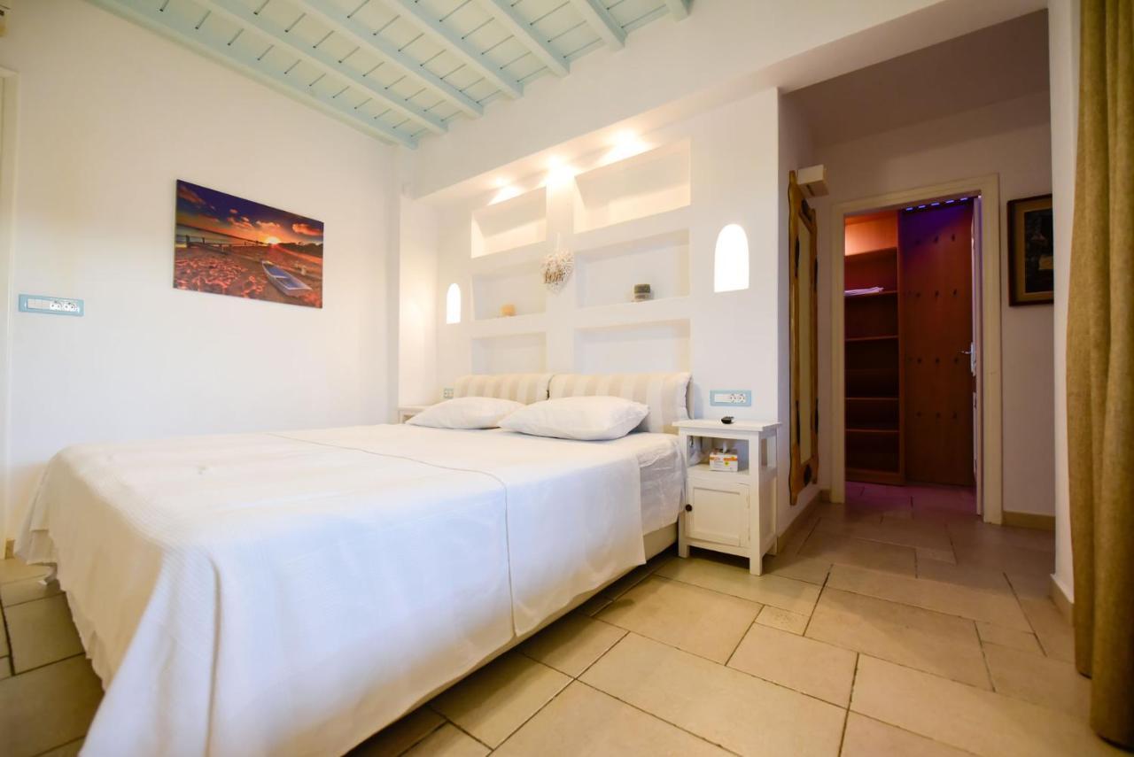 Ftelia Beach Paradise - Villa Irina'S Oasis Ngoại thất bức ảnh