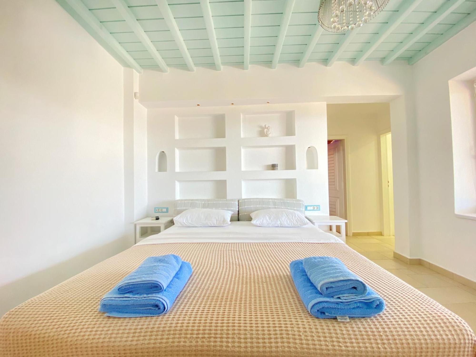 Ftelia Beach Paradise - Villa Irina'S Oasis Ngoại thất bức ảnh